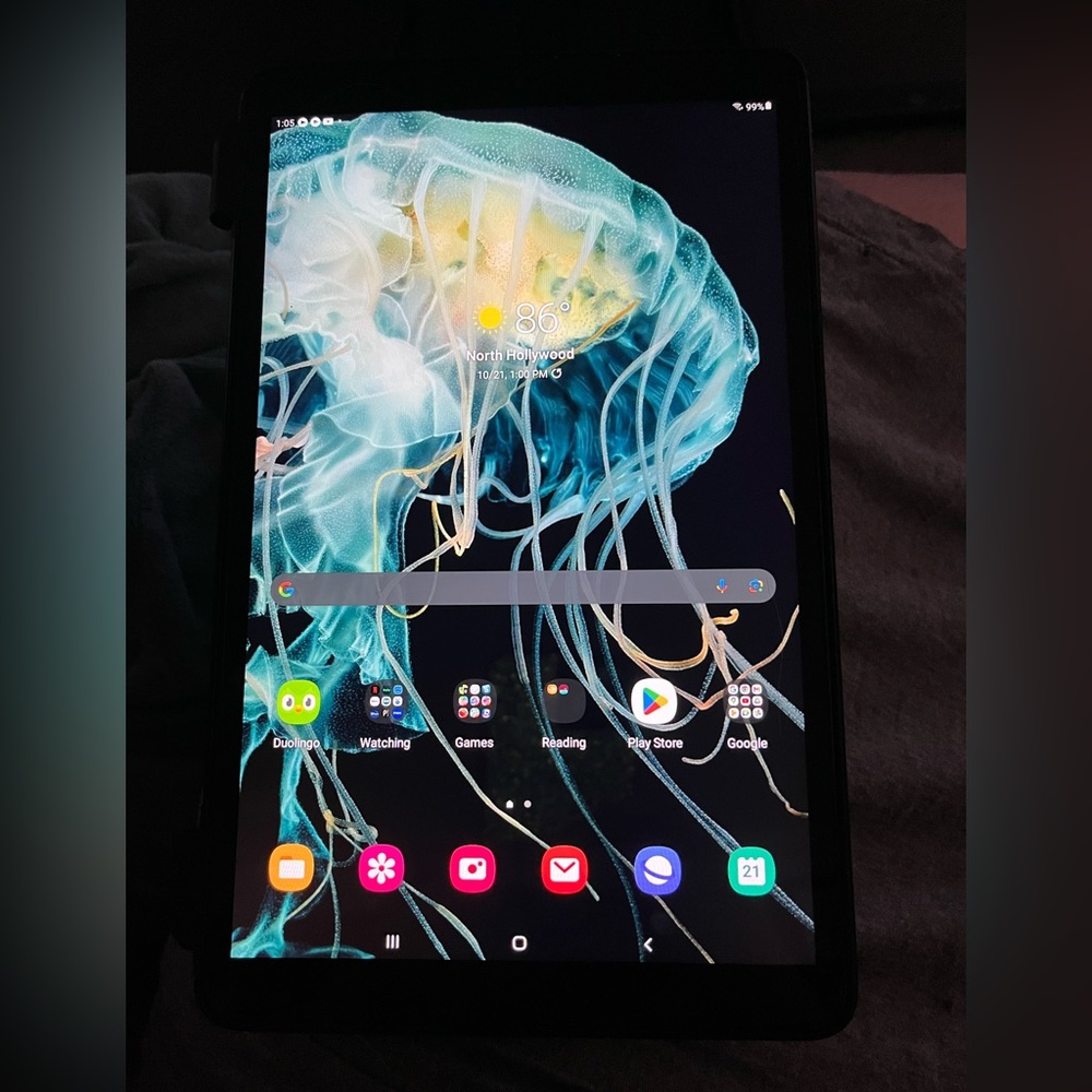Samsung Galaxy Tab A sm-t510 EUC with keyboard case